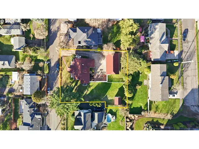 $775,000 | 6908 Southwest 33rd Place, Portland, OR 97219