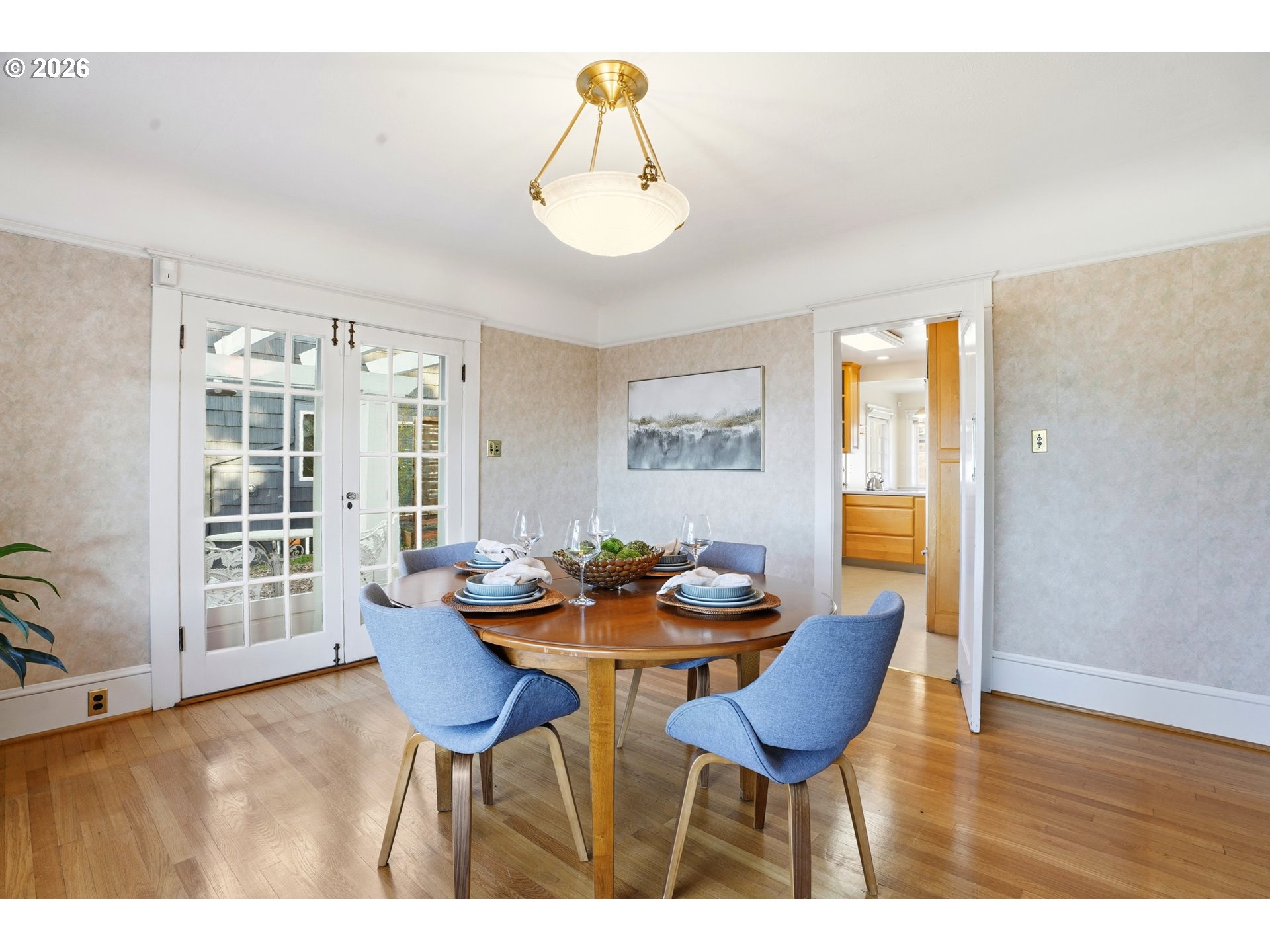 6908 Southwest 33rd Place Portland, OR 97219 - Photo 9 of 44