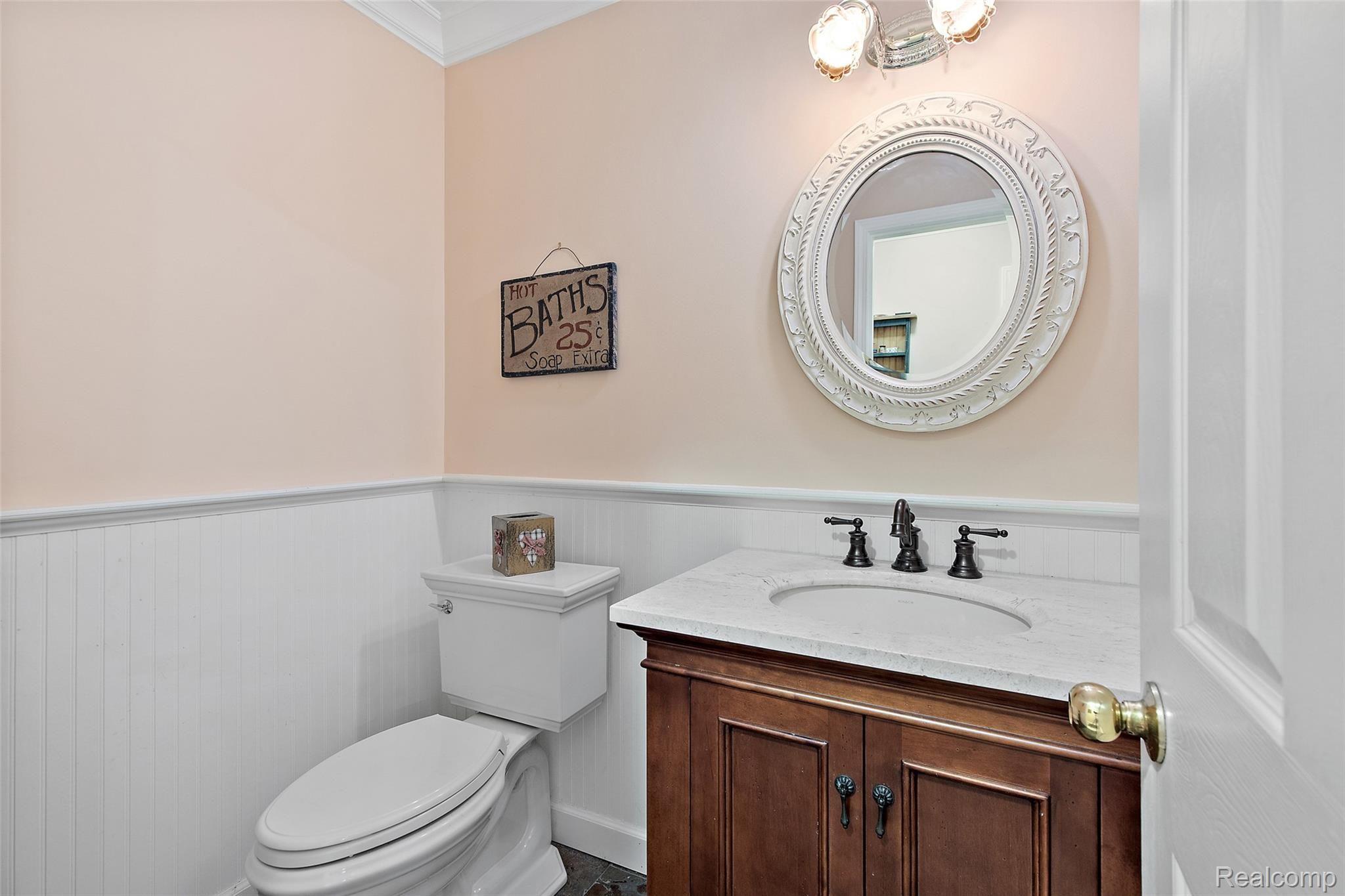 49869 Riverside Drive Macomb, MI 48044 - Photo 34 of 58 49869 Riverside Dr-15.jpg