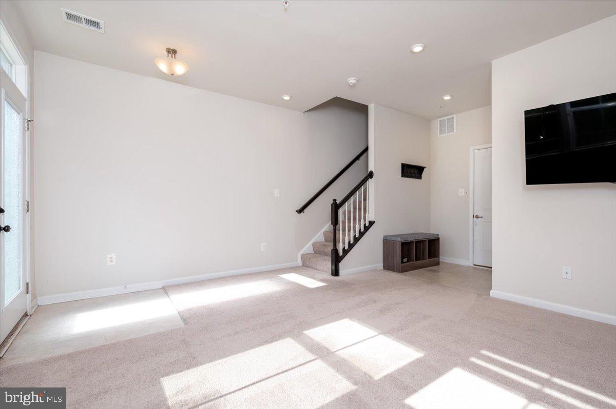 7523 Mundell Road Hanover, MD 21076 - Photo 7 of 28 Gallery Image 7