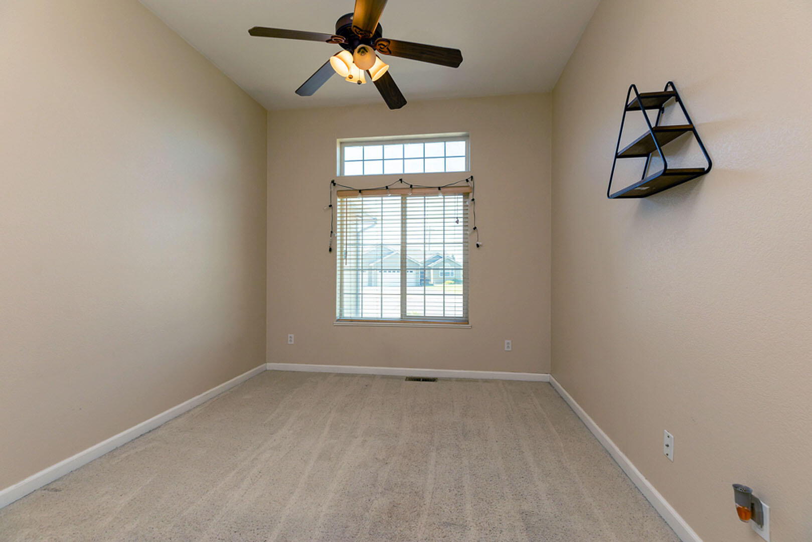 5831 Springcrest Way Klamath Falls, OR 97603 - Photo 27 of 41 5831Springcrest-27
