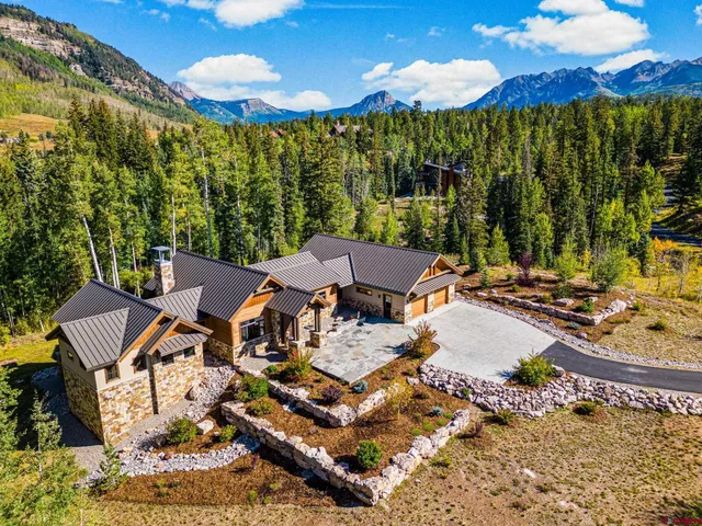 a view of an outdoor space with seating area