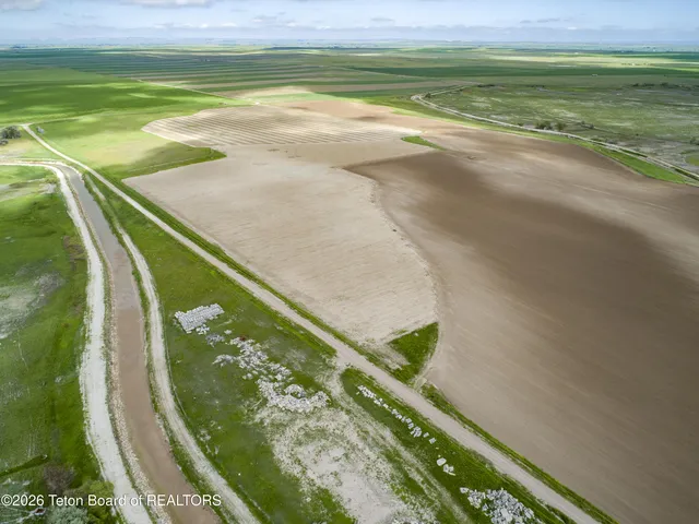 $550,000 | 1-2 3 County Road 52, Torrington, WY 82240