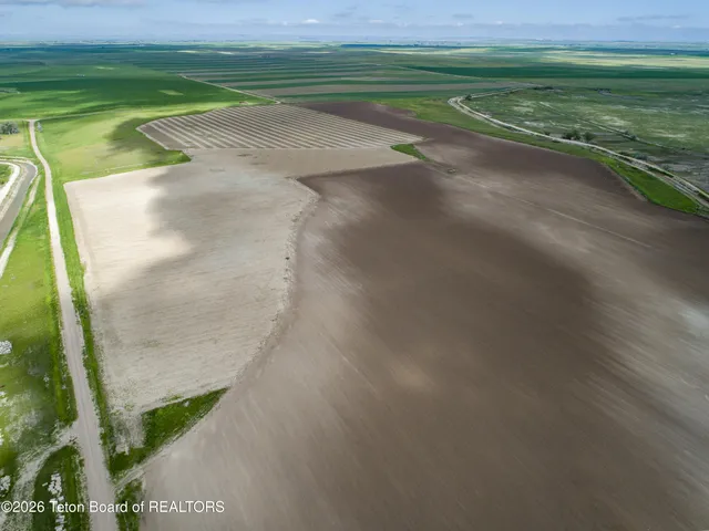 $550,000 | 1-2 3 County Road 52, Torrington, WY 82240