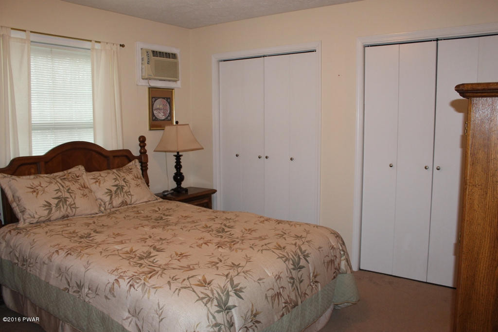 112 Scoda Road Hawley, PA 18428 - Photo 15 of 26 Bed 1