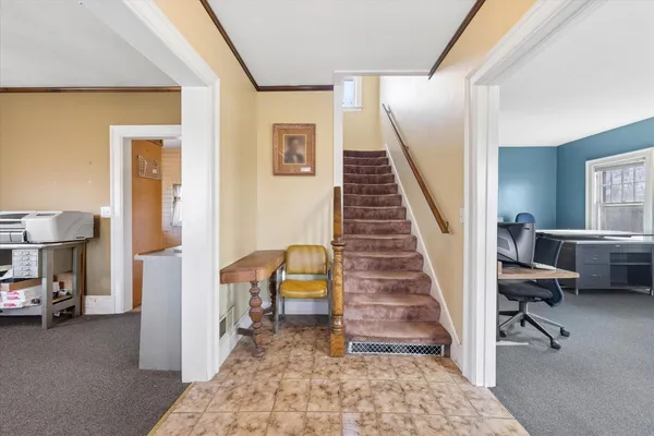 $295,000 | 141 South Neltnor Boulevard, West Chicago, IL 60185