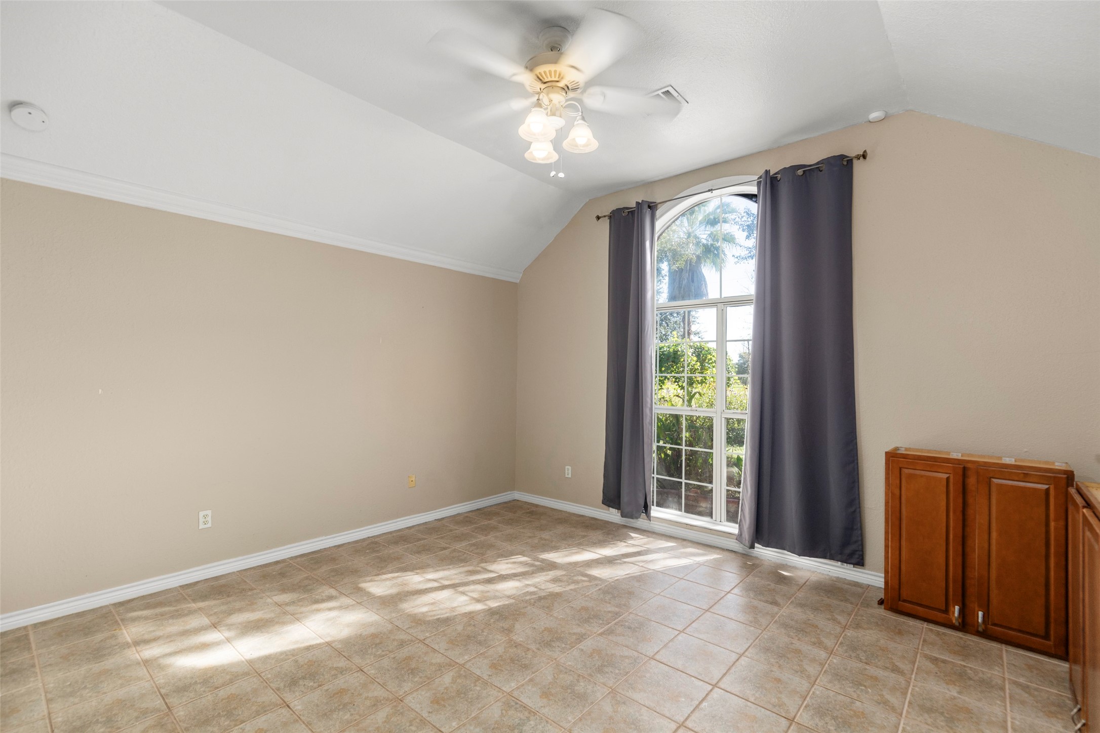 16004 Penick Road Waller, TX 77484 - Photo 23 of 50 a view of an empty room with a window