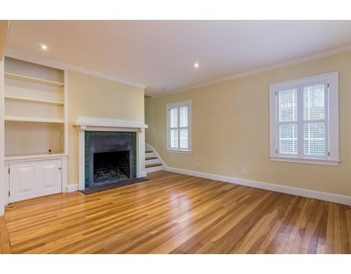 11 Cunningham Road Wellesley, MA 02481 - Photo 4 of 22
