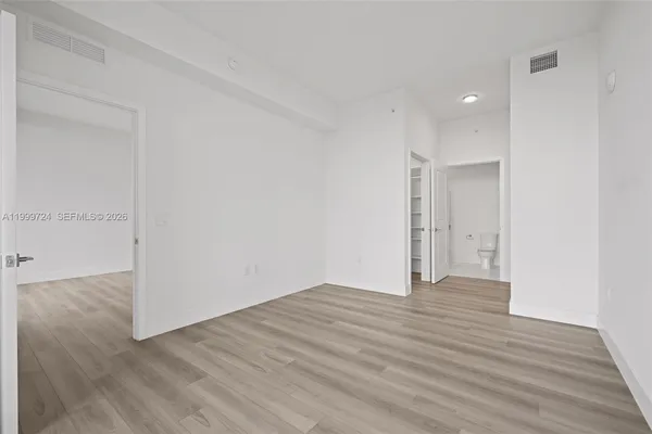 $3,433 | 101 Diplomat Parkway, Unit 2505, Hallandale Beach, FL 33009