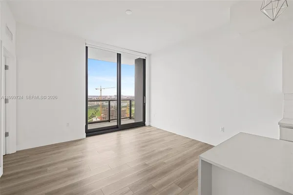 $3,433 | 101 Diplomat Parkway, Unit 2505, Hallandale Beach, FL 33009