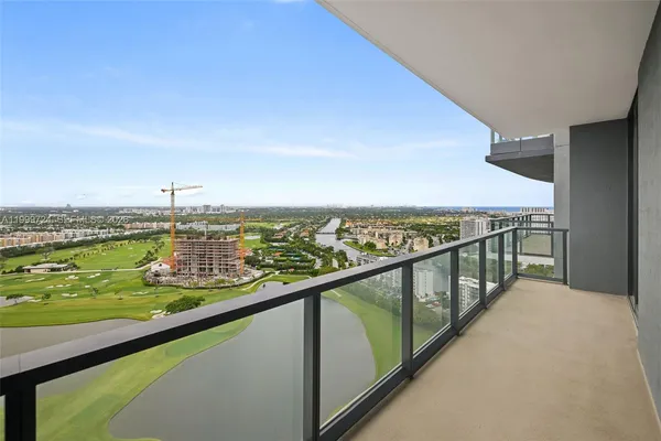 $3,433 | 101 Diplomat Parkway, Unit 2505, Hallandale Beach, FL 33009