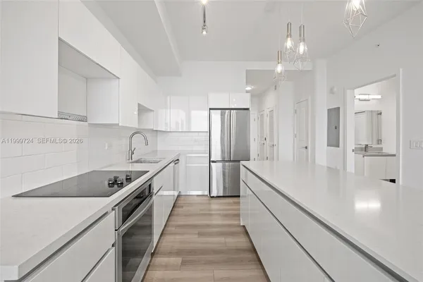 $3,433 | 101 Diplomat Parkway, Unit 2505, Hallandale Beach, FL 33009