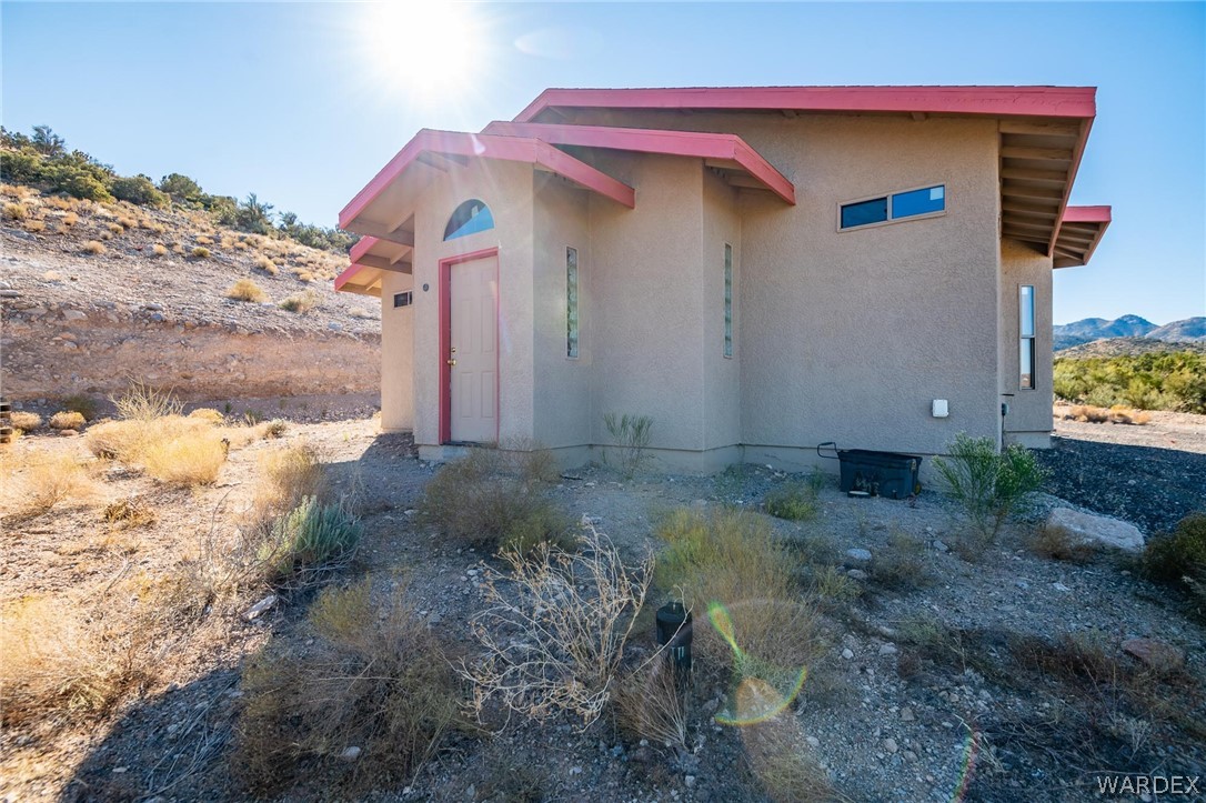 7377 North Frerichs Ranch Road Hackberry, AZ 86411 - Photo 23 of 39 a front view of house with yard