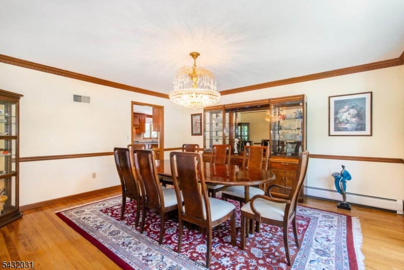 34 Silver Spring Court East Hanover, NJ 07936 - Photo 15 of 40