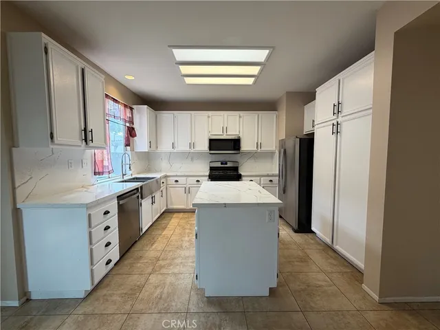 $3,150 | 42116 Orange Blossom Drive, Temecula, CA 92591