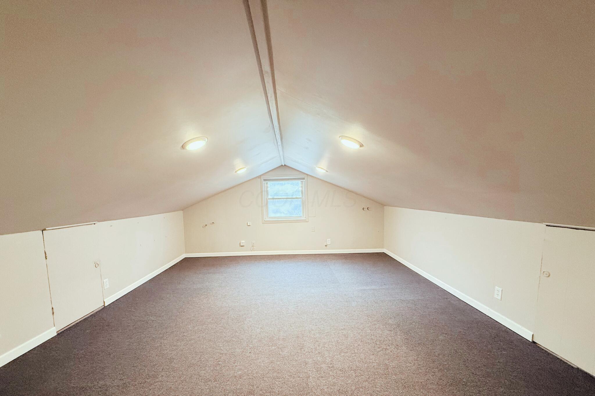 438 Grange Hall Road Dayton, OH 45430 - Photo 25 of 34 upstairs 1