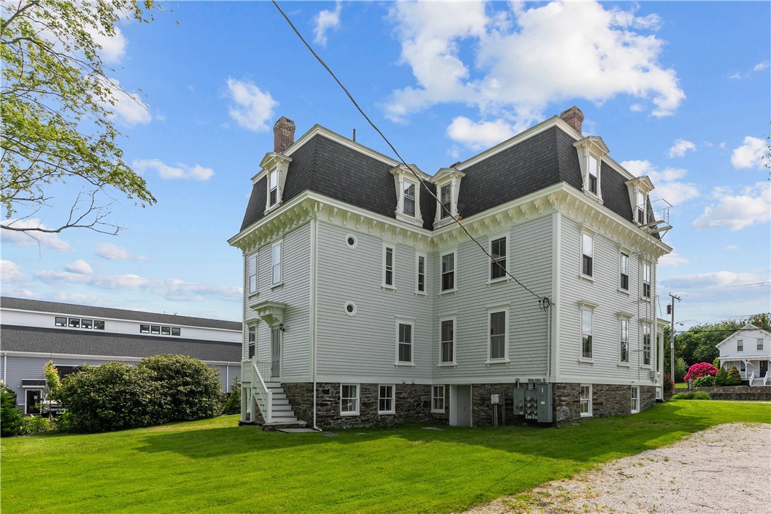 2951 East Main Road, Unit 3 Portsmouth, RI 02871 - Photo 15 of 19