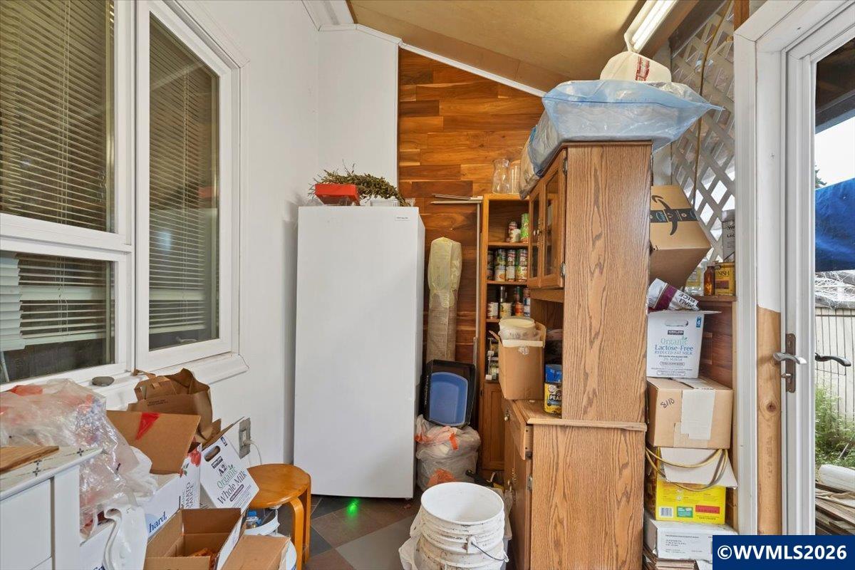 341 25th Street Southeast Salem, OR 97301 - Photo 39 of 50