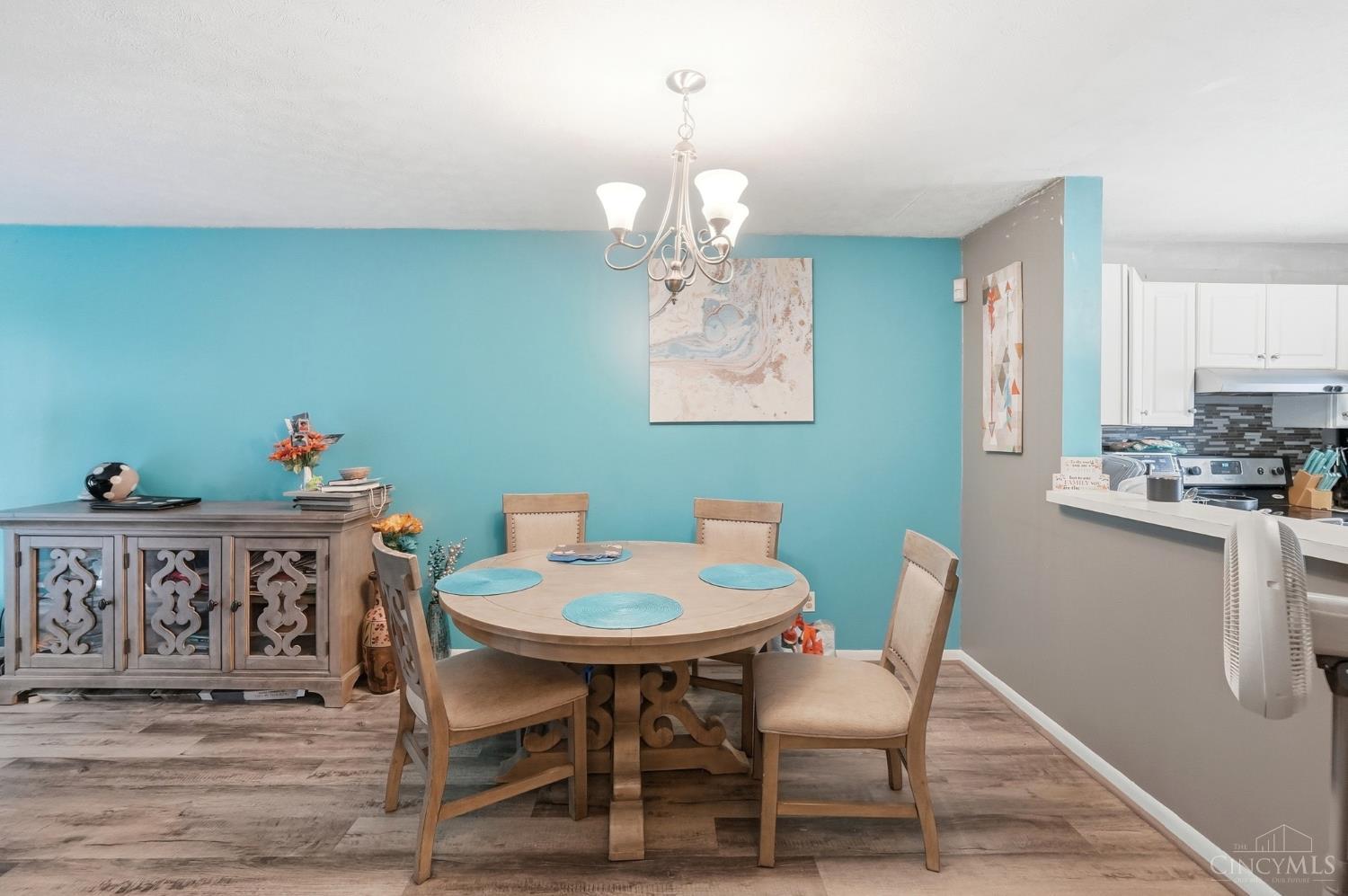 3433 Reading Road Cincinnati, OH 45229 - Photo 12 of 54