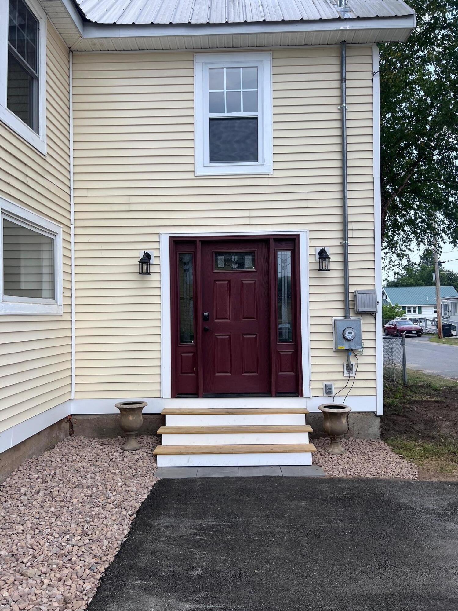 24 Riverside Avenue Plattsburgh, NY 12901 - Photo 5 of 22