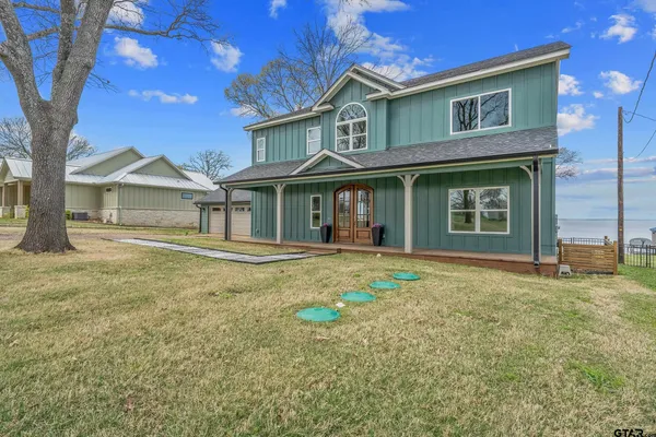 $1,295,000 | 22107 Blue Water Road, Chandler, TX 75758