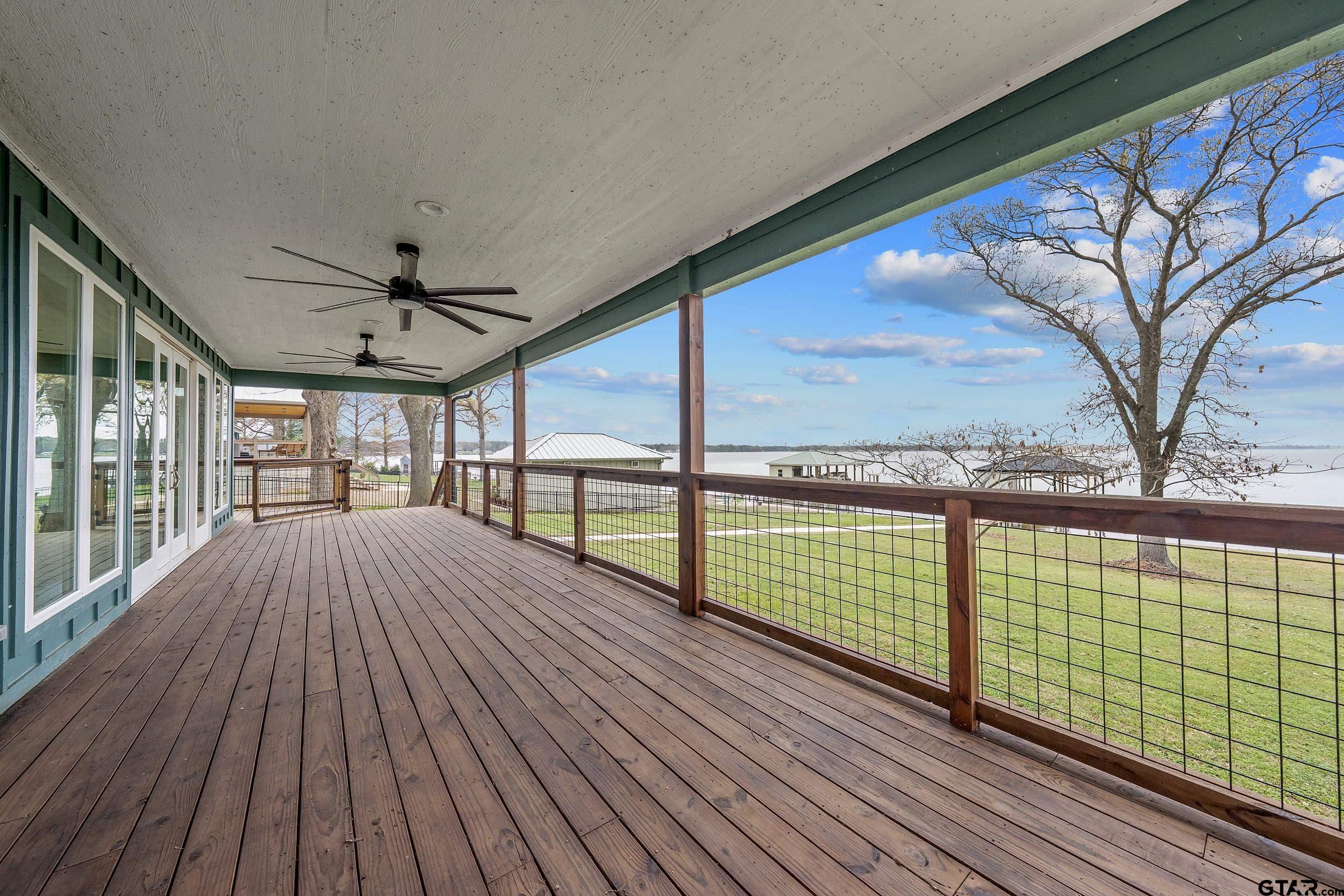 22107 Blue Water Road Chandler, TX 75758 - Photo 4 of 37