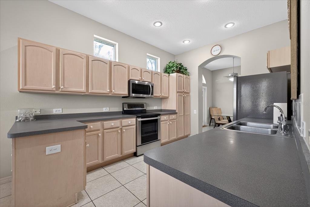 9212 Bonnington Drive Trinity, FL 34655 - Photo 20 of 49 Gallery Image 20