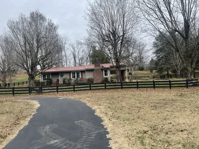 $249,900 | 9210 Highway 64, Pulaski, TN 38478
