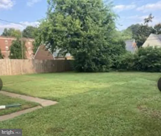 $1,895 | 915 William Street, Unit A, Fredericksburg, VA 22401