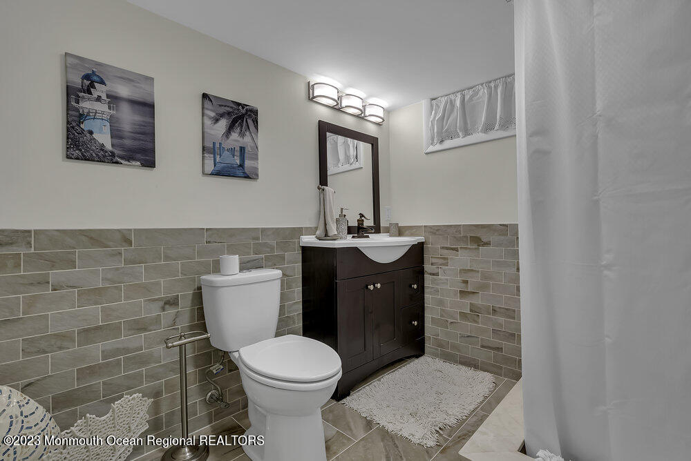 1409 River Road Belmar, NJ 07719 - Photo 27 of 135 040_mjb05959