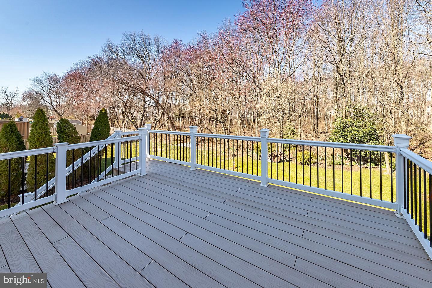 30 Springcress Drive Delran, NJ 08075 - Photo 13 of 32 Deck