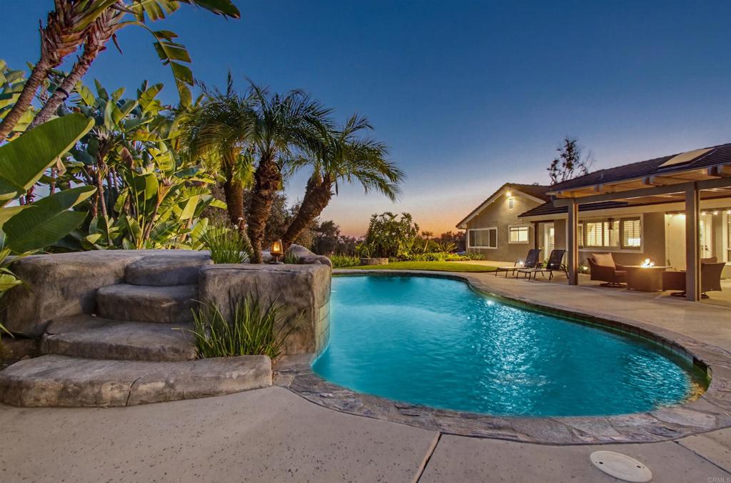 2092 Tudor Lane Fallbrook, CA 92028 - Photo 36 of 52 a view of a house with swimming pool