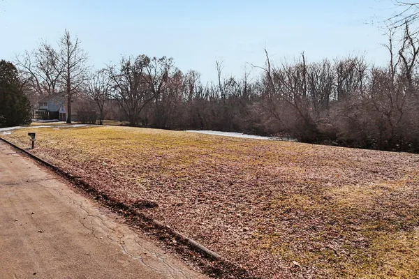 $290,000 | 8621 West Midland Drive, Greendale, WI 53129