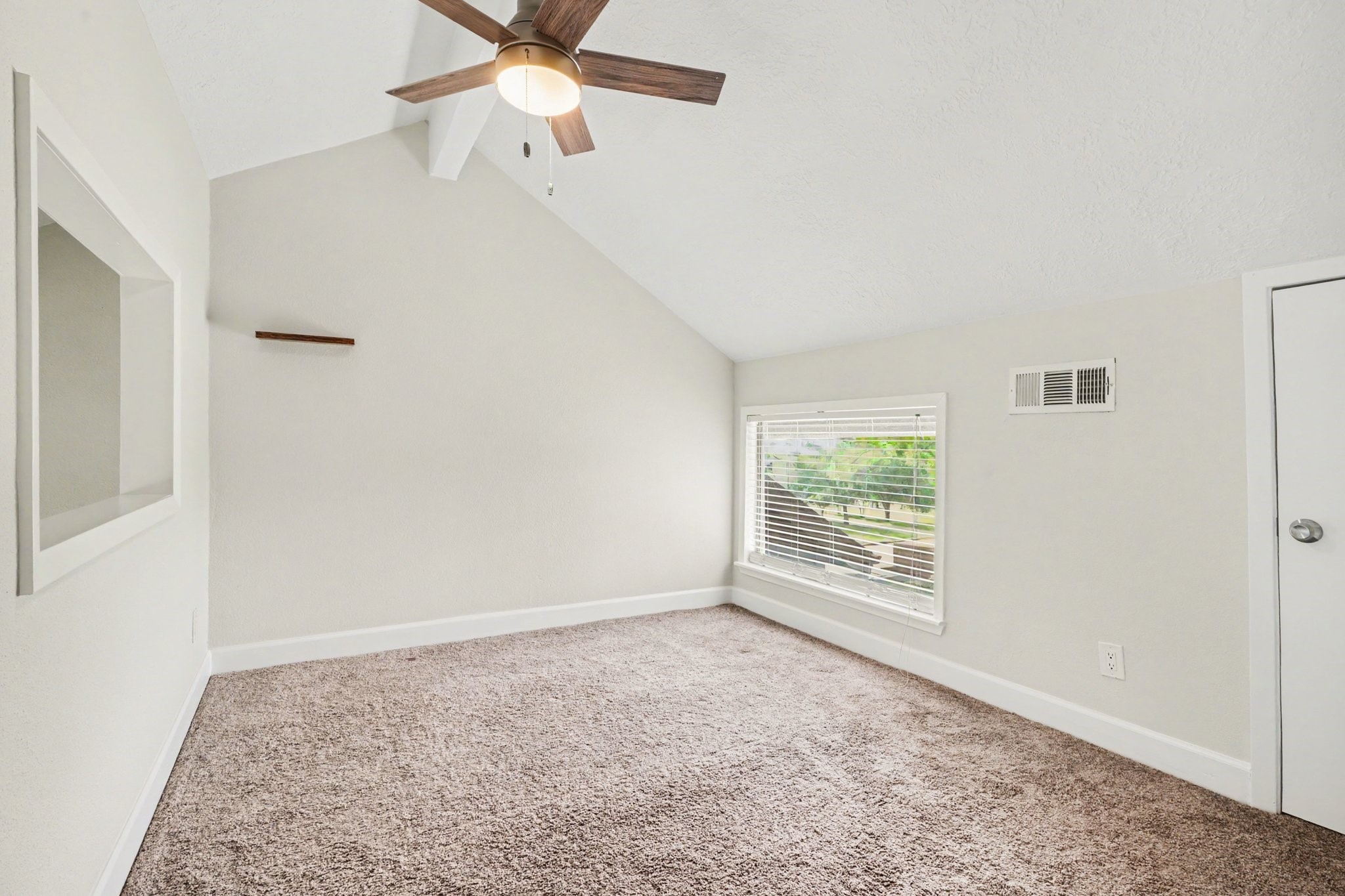 723 Davis Road League City, TX 77573 - Photo 14 of 18