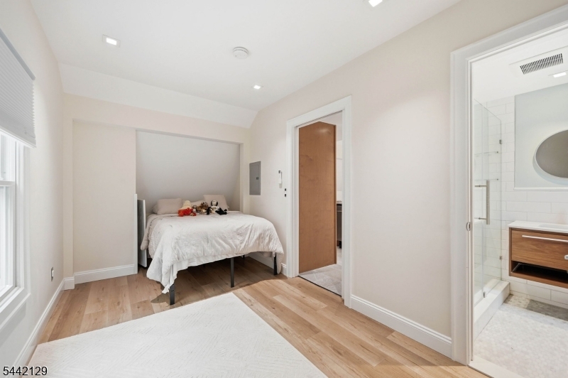 54 East Main Street Mendham, NJ 07945 - Photo 42 of 46