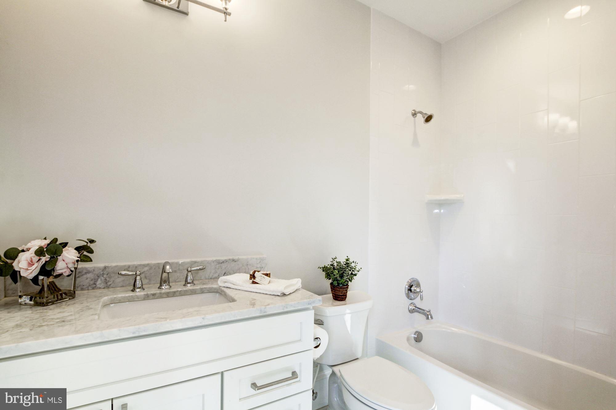 7834 Aberdeen Road Bethesda, MD 20814 - Photo 31 of 57 Full Bath w/marble floor and vanity top