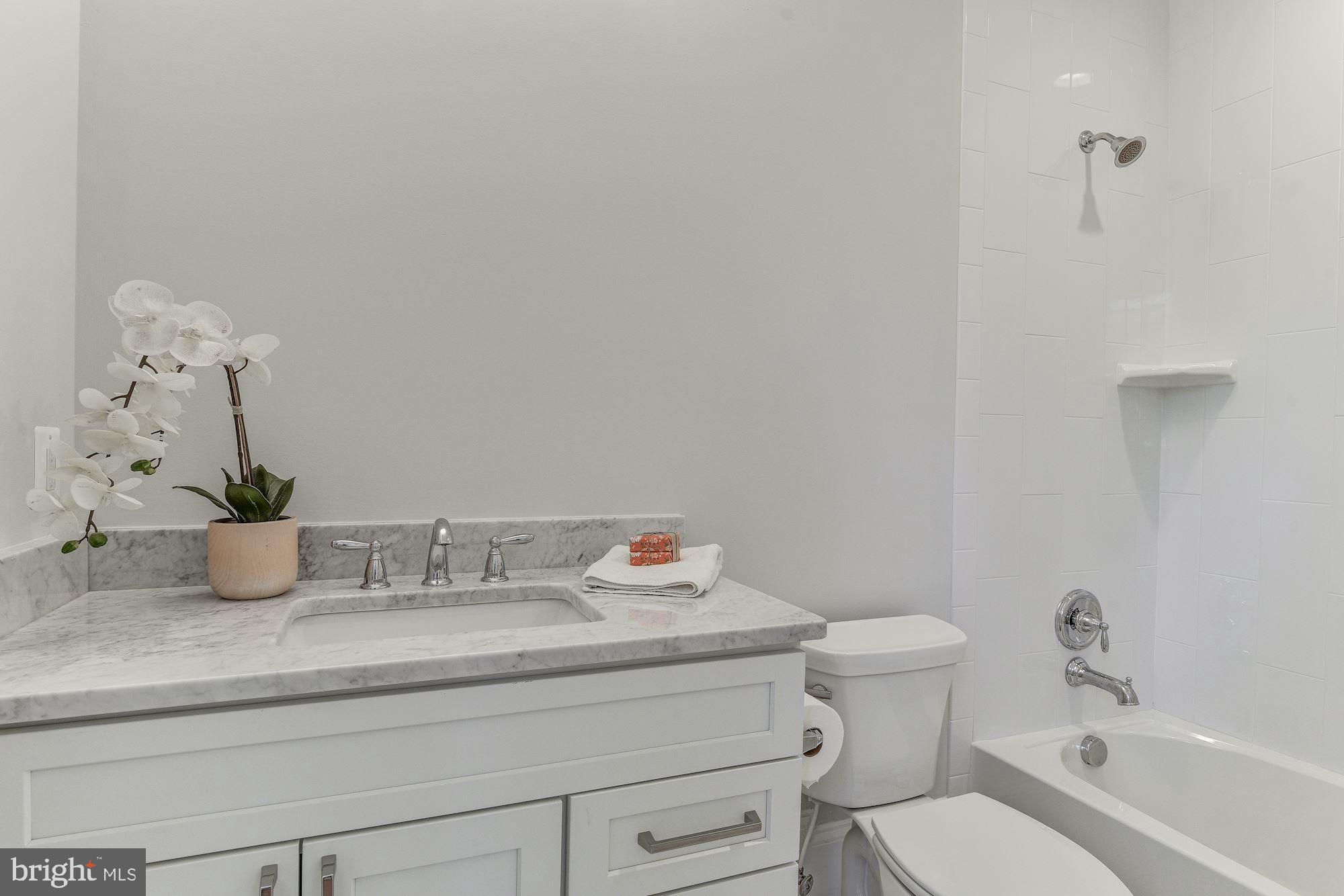 7834 Aberdeen Road Bethesda, MD 20814 - Photo 35 of 57 Full Ensuite Bath