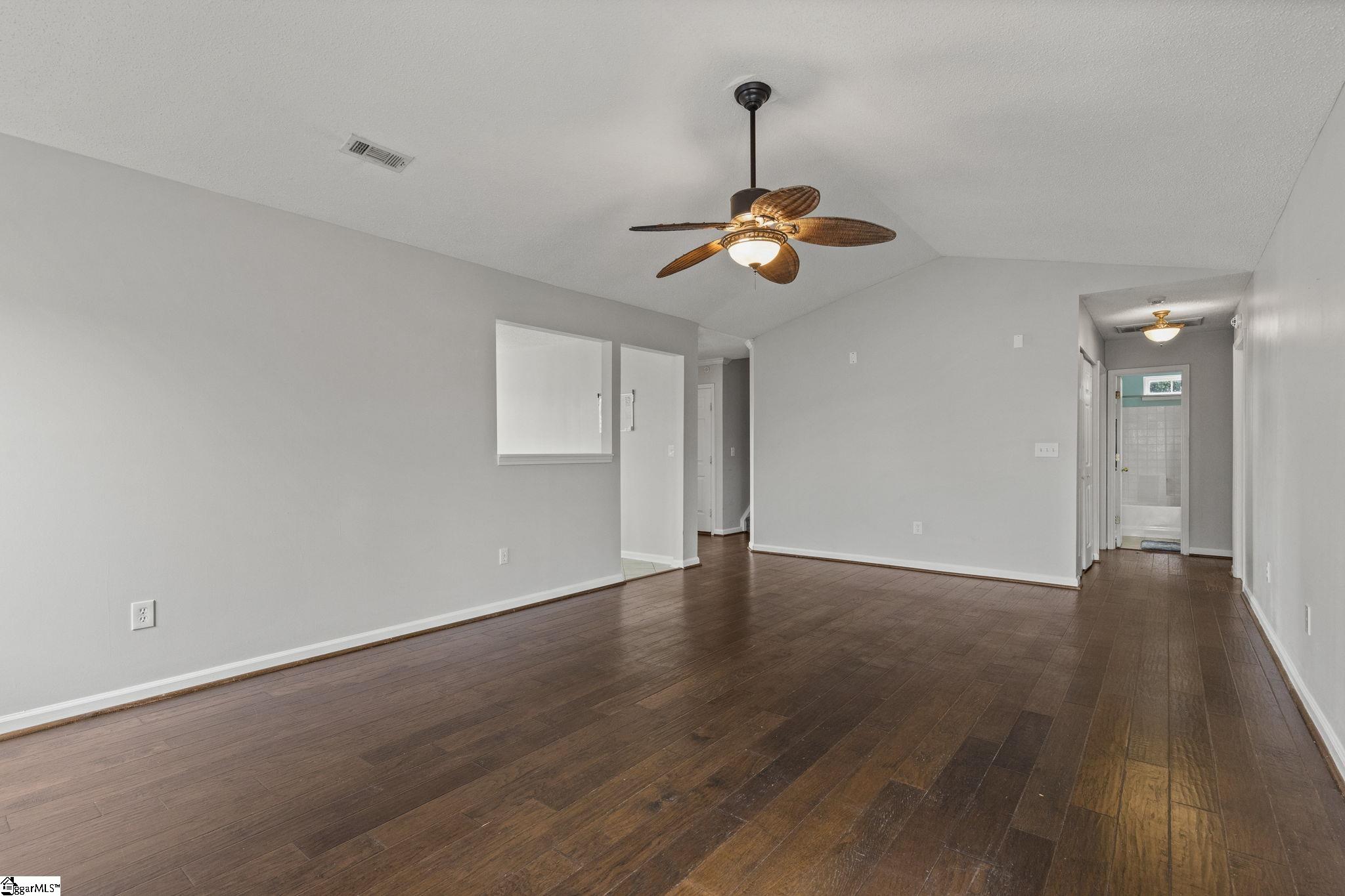 25 Woolridge Way Greer, SC 29650 - Photo 6 of 26