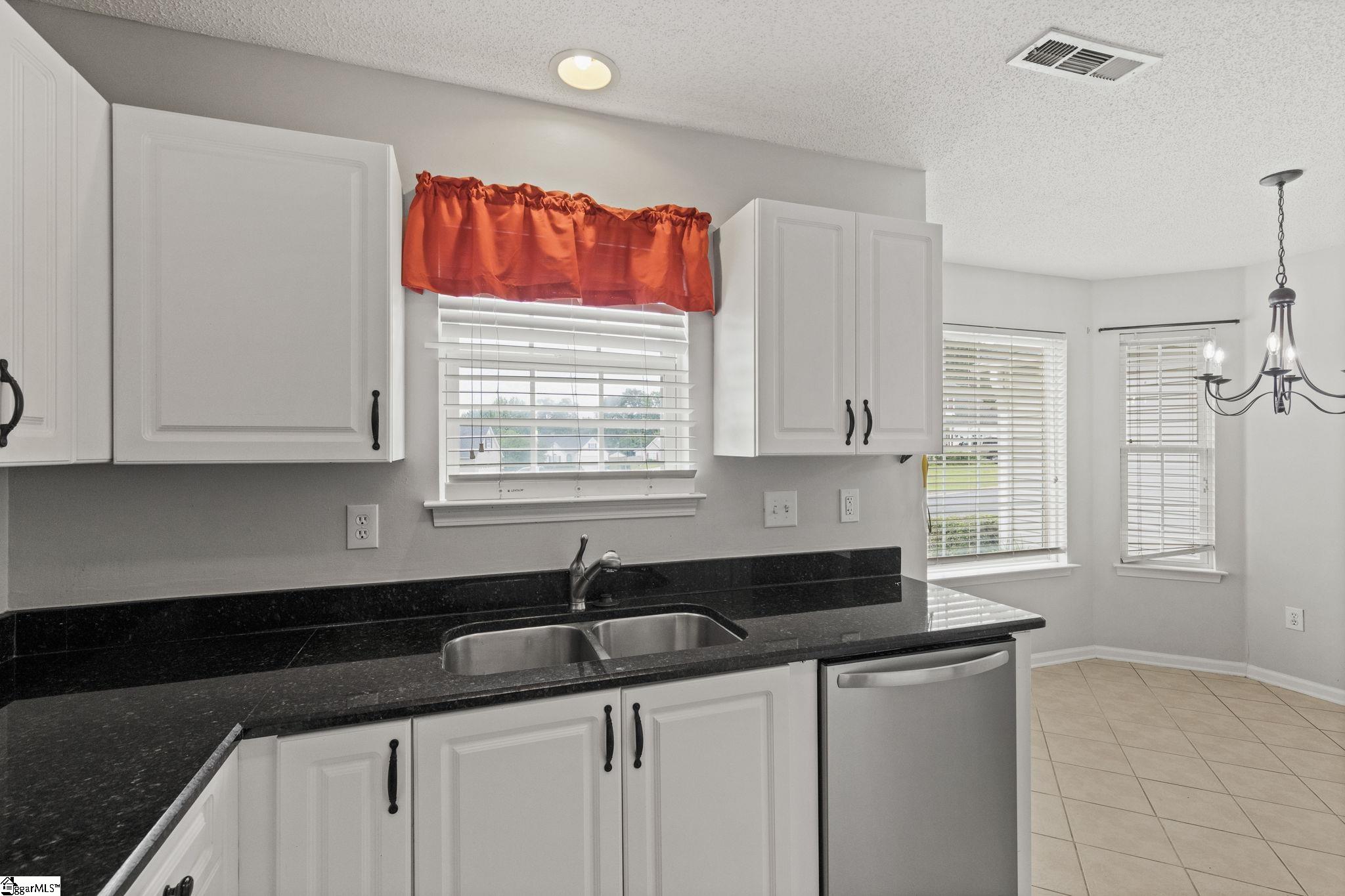 25 Woolridge Way Greer, SC 29650 - Photo 9 of 26