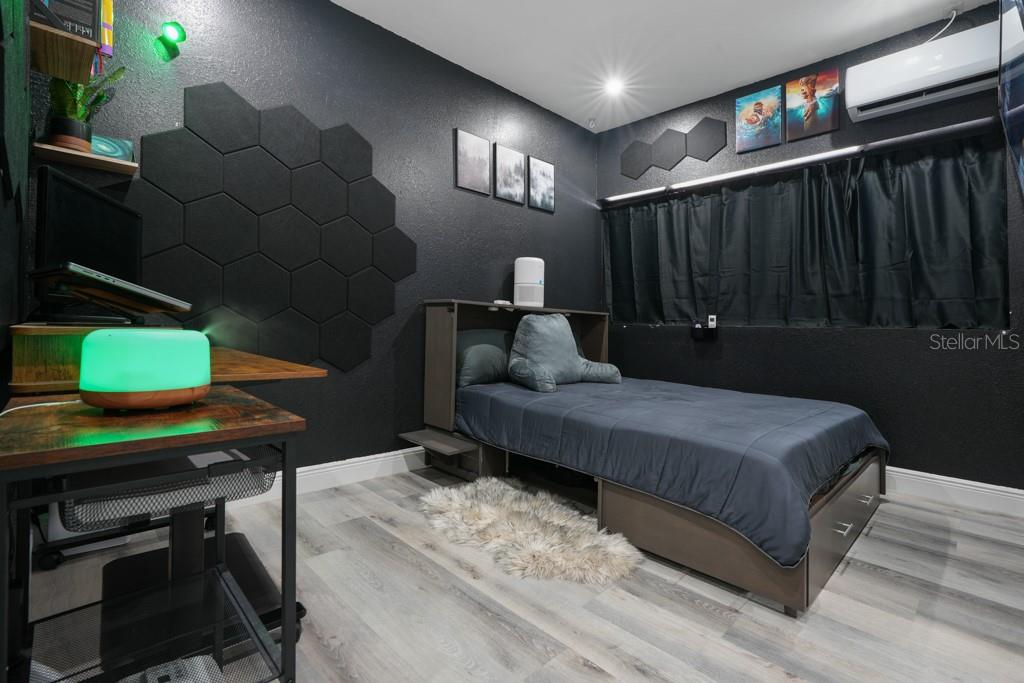 4501 Bray Road Tampa, FL 33634 - Photo 23 of 41