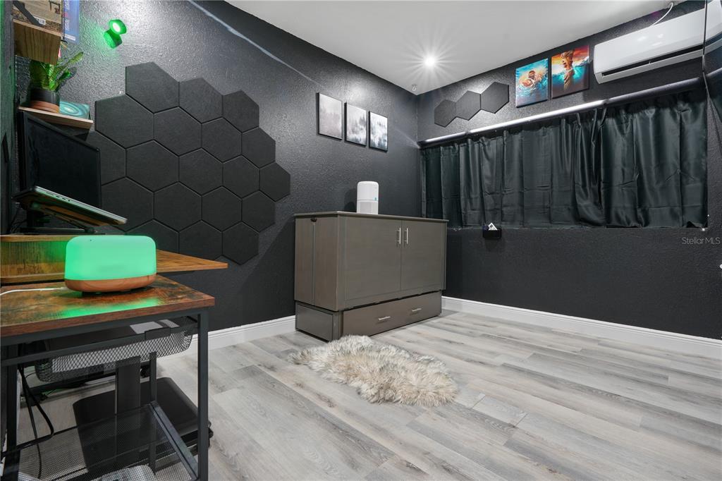 4501 Bray Road Tampa, FL 33634 - Photo 28 of 41