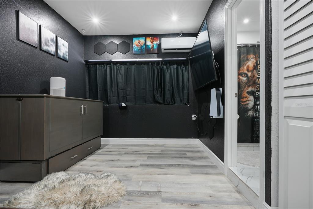 4501 Bray Road Tampa, FL 33634 - Photo 29 of 41