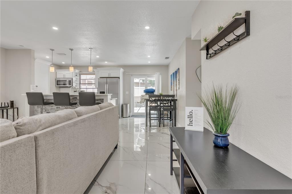 4501 Bray Road Tampa, FL 33634 - Photo 7 of 41