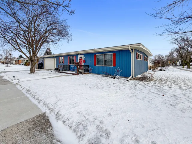 $229,900 | 2923 Wedemeyer Street, Sheboygan, WI 53081