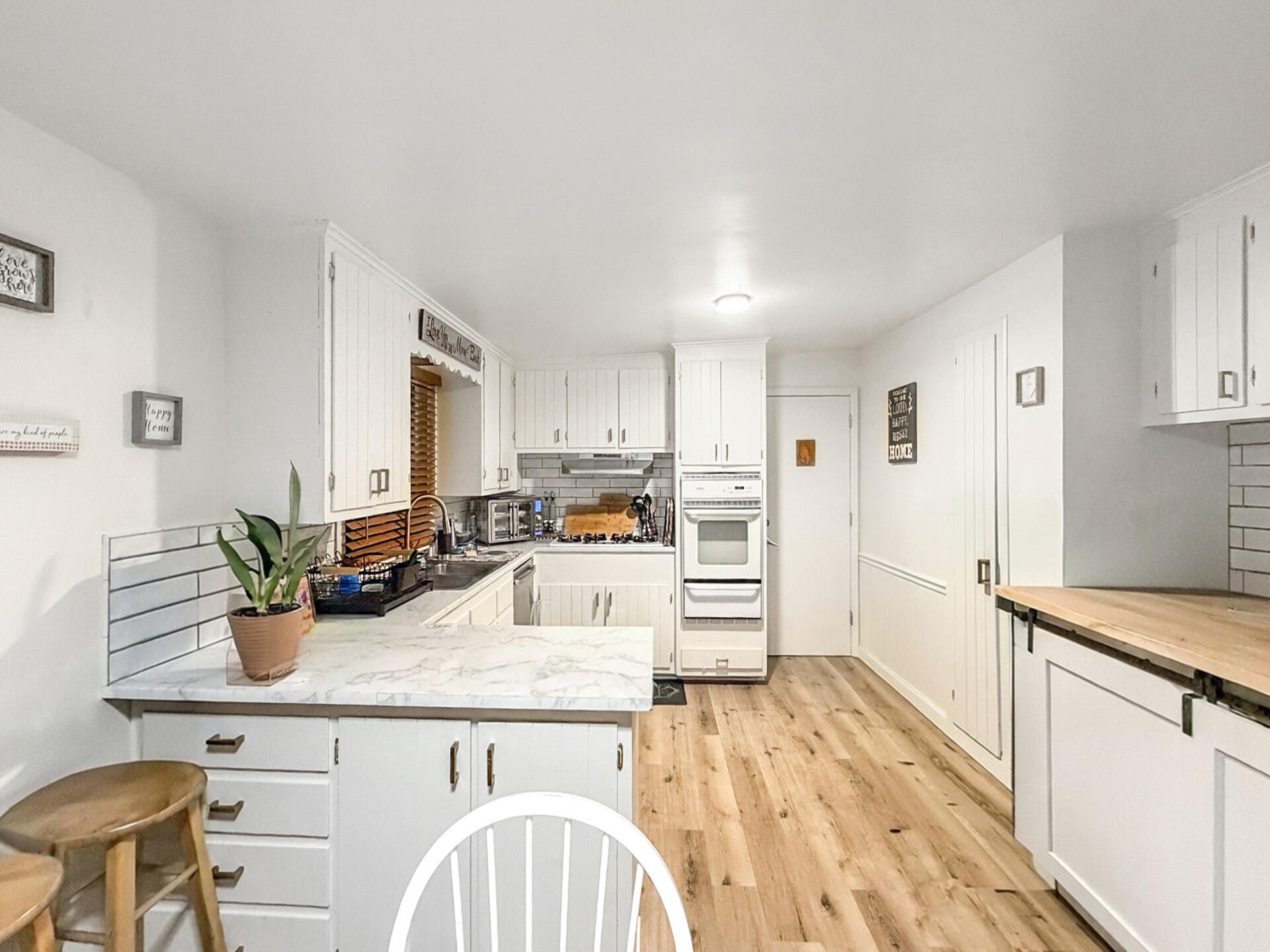 2923 Wedemeyer Street Sheboygan, WI 53081 - Photo 6 of 16 Dining 2 Wedemeyer