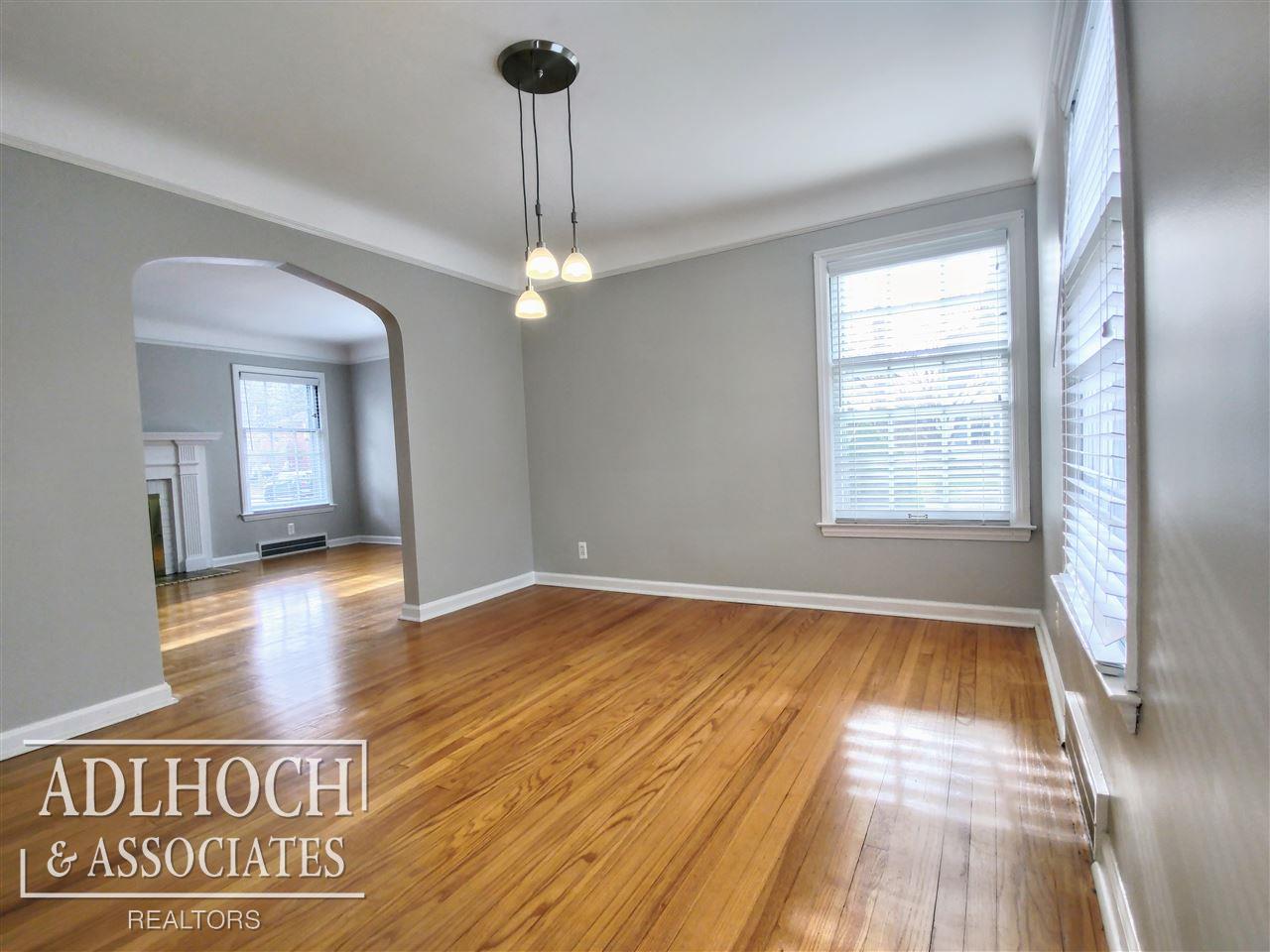 430 Touraine Road Grosse Pointe Farms, MI 48236 - Photo 4 of 18