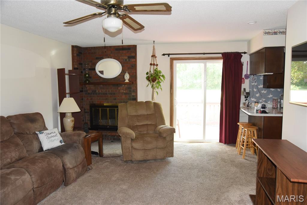 840 North Union Street Staunton, IL 62088 - Photo 13 of 41