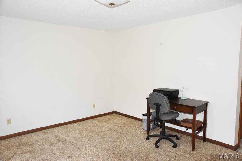 840 North Union Street Staunton, IL 62088 - Photo 24 of 41