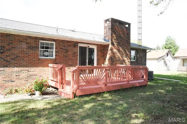 $259,900 | 840 North Union Street, Staunton, IL 62088