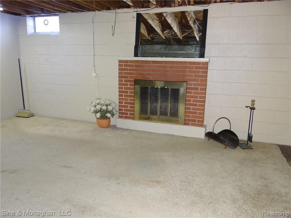 16505 East 8 Mile Road Eastpointe, MI 48021 - Photo 23 of 33 Gallery Image 23